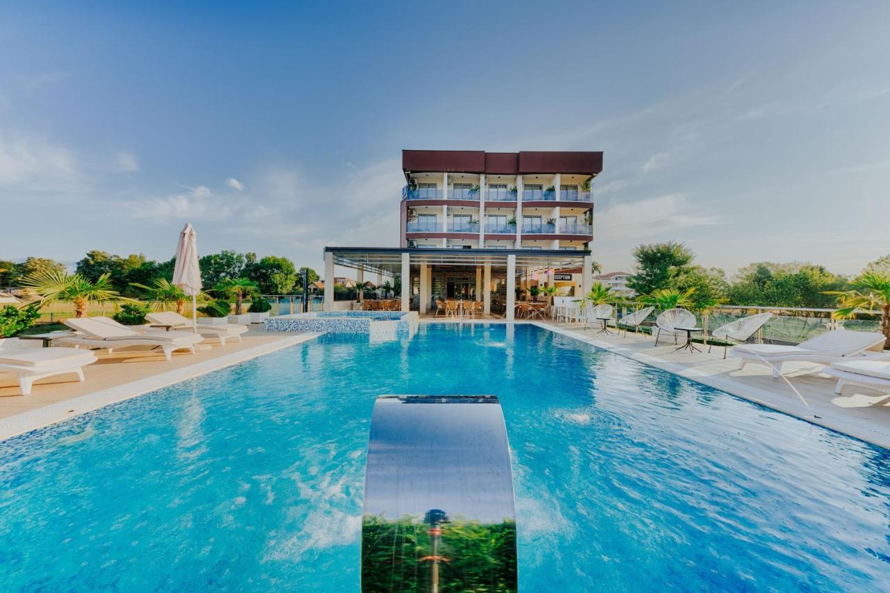 Hotel Lion Ulcinj Zewnętrze zdjęcie