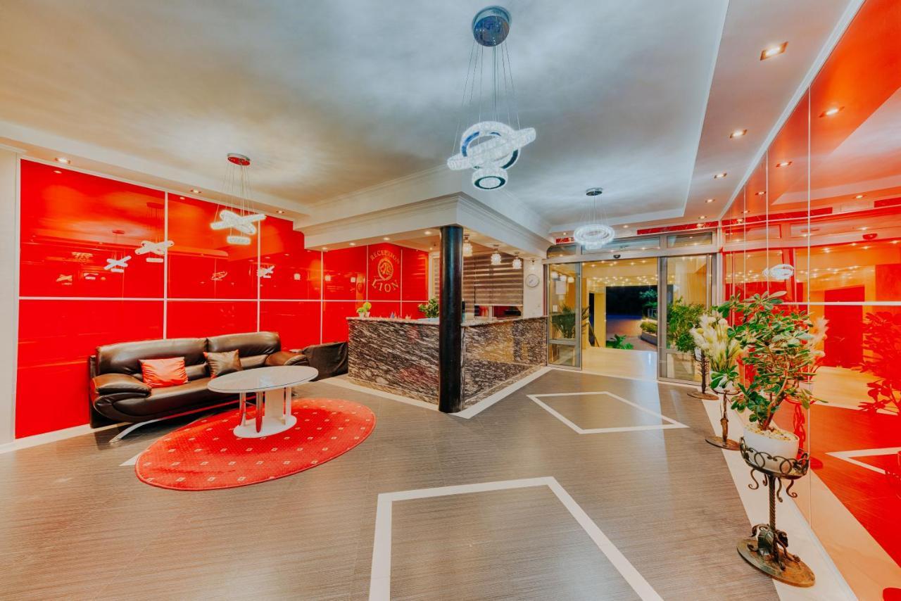 Hotel Lion Ulcinj Zewnętrze zdjęcie