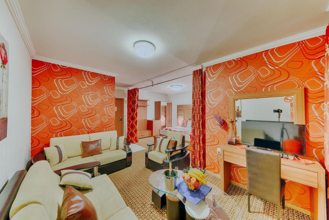 Hotel Lion Ulcinj Zewnętrze zdjęcie