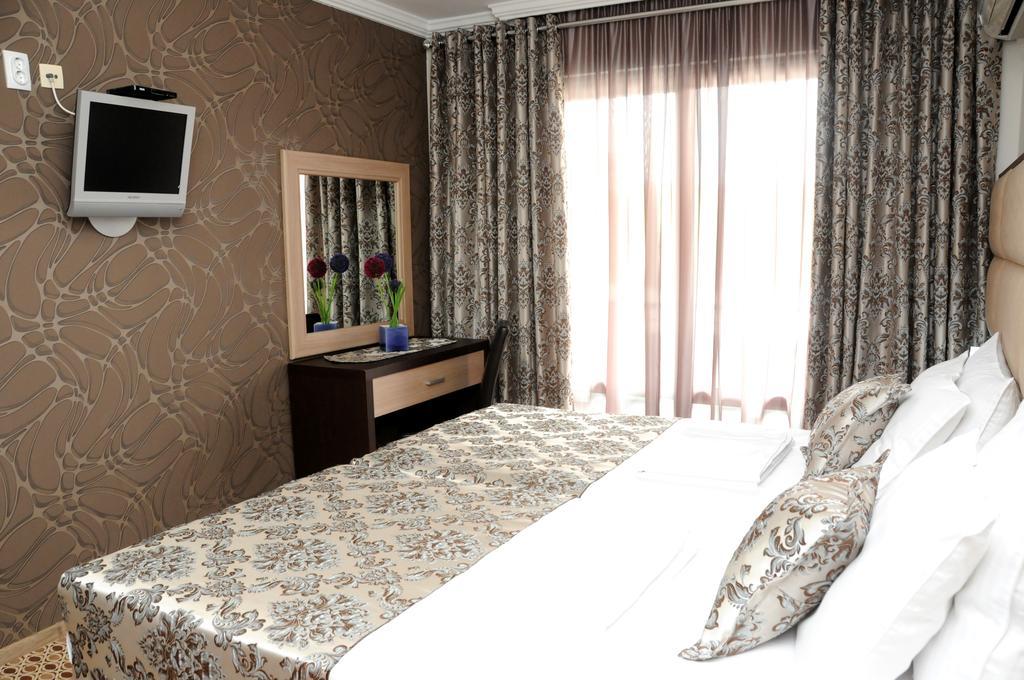 Hotel Lion Ulcinj Zewnętrze zdjęcie